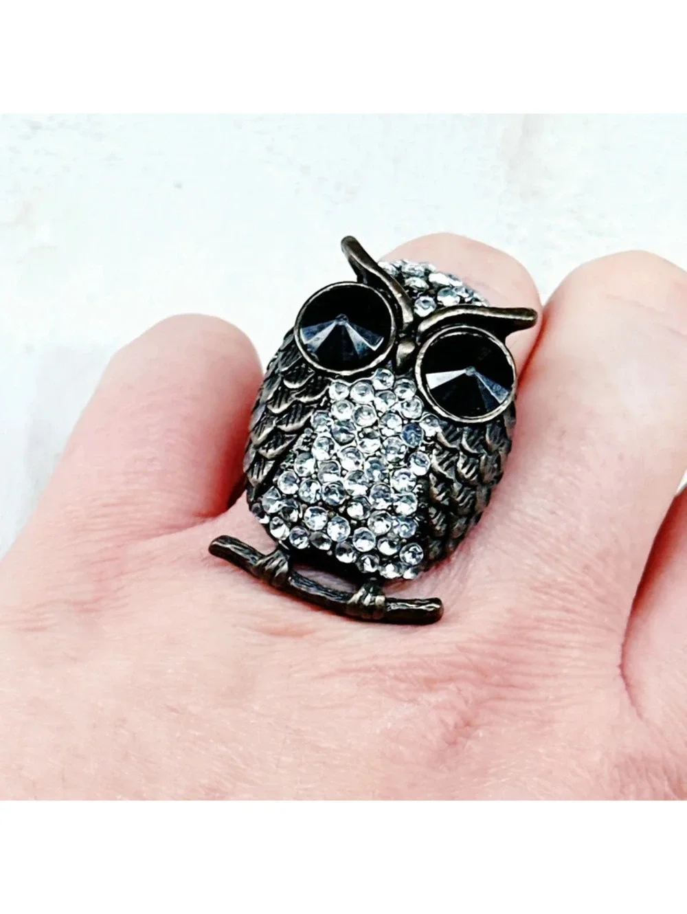 3010u. Bronze Owl Ring Glass 7.75